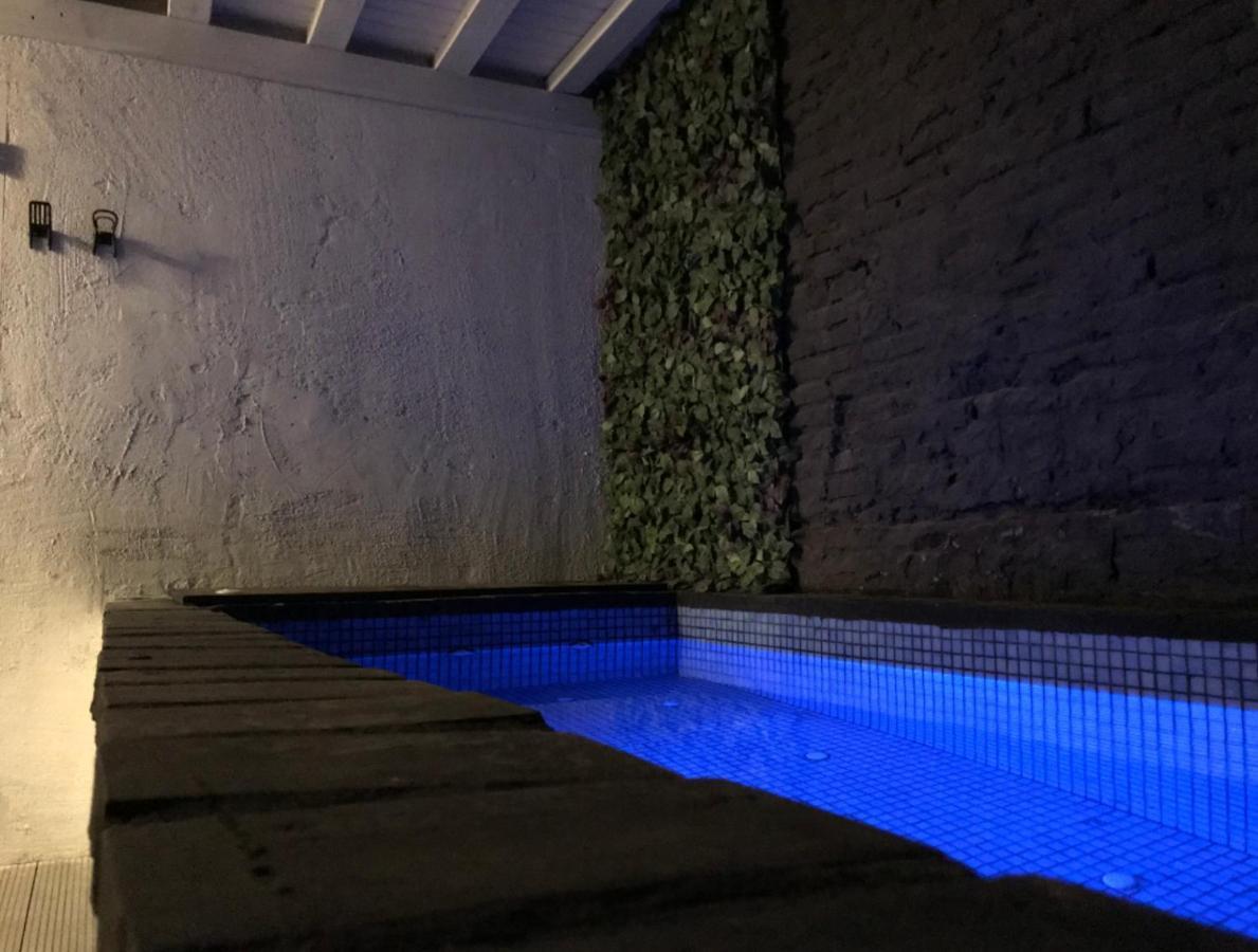 Pequeno Alojamiento Con Mini Piscina - No Climatizada Valence Extérieur photo