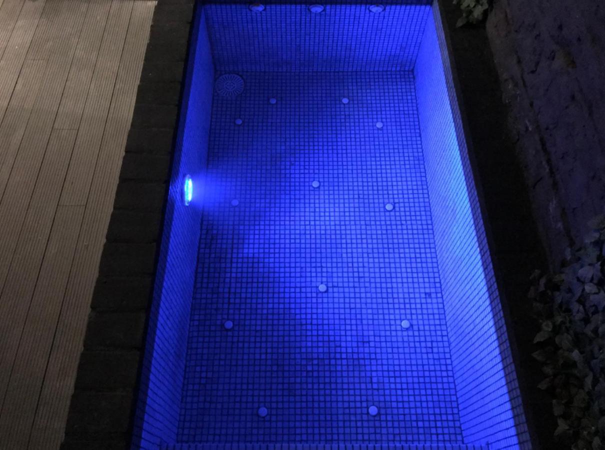 Pequeno Alojamiento Con Mini Piscina - No Climatizada Valence Extérieur photo